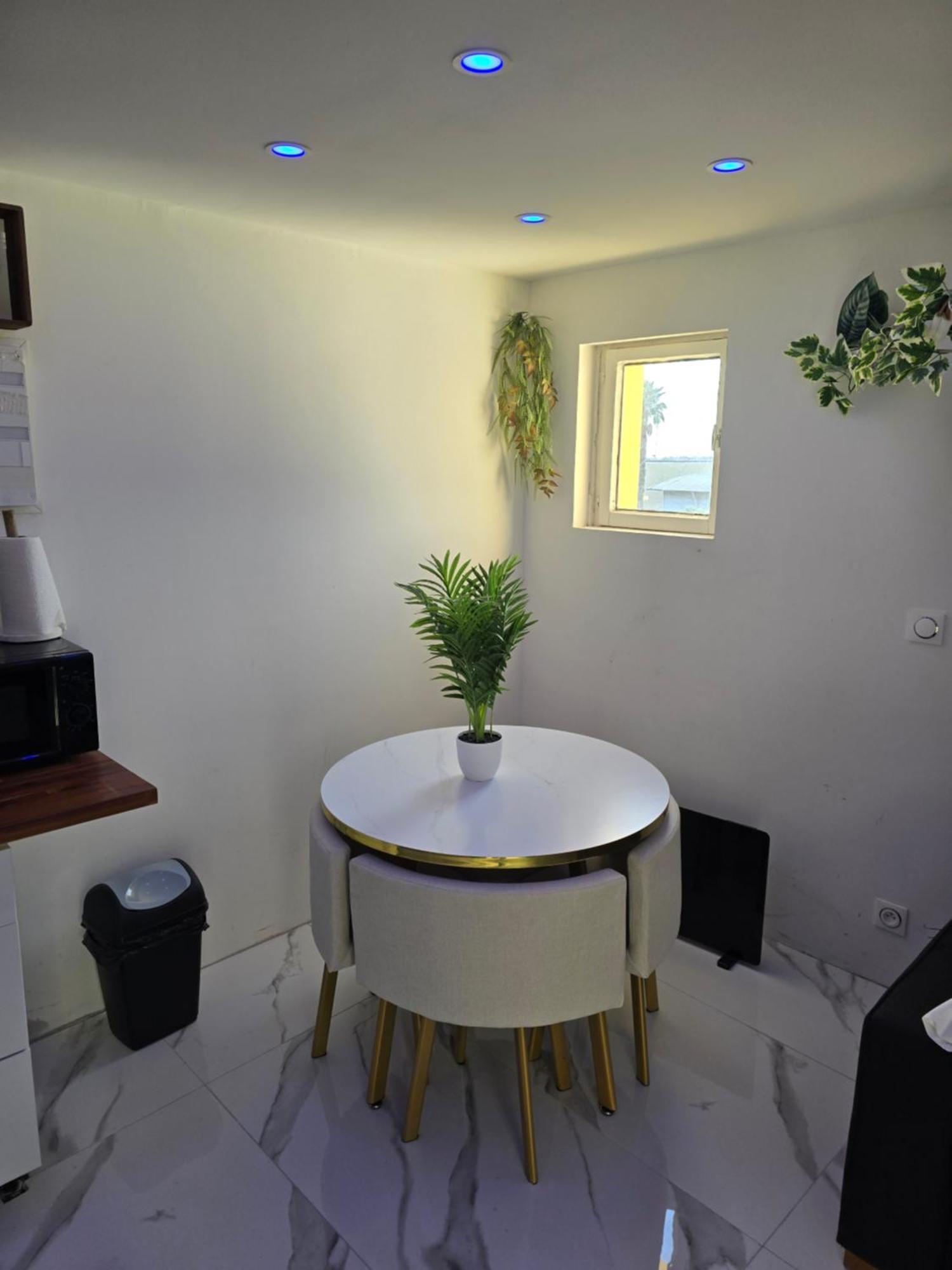 Love 1 Agde Exterior photo